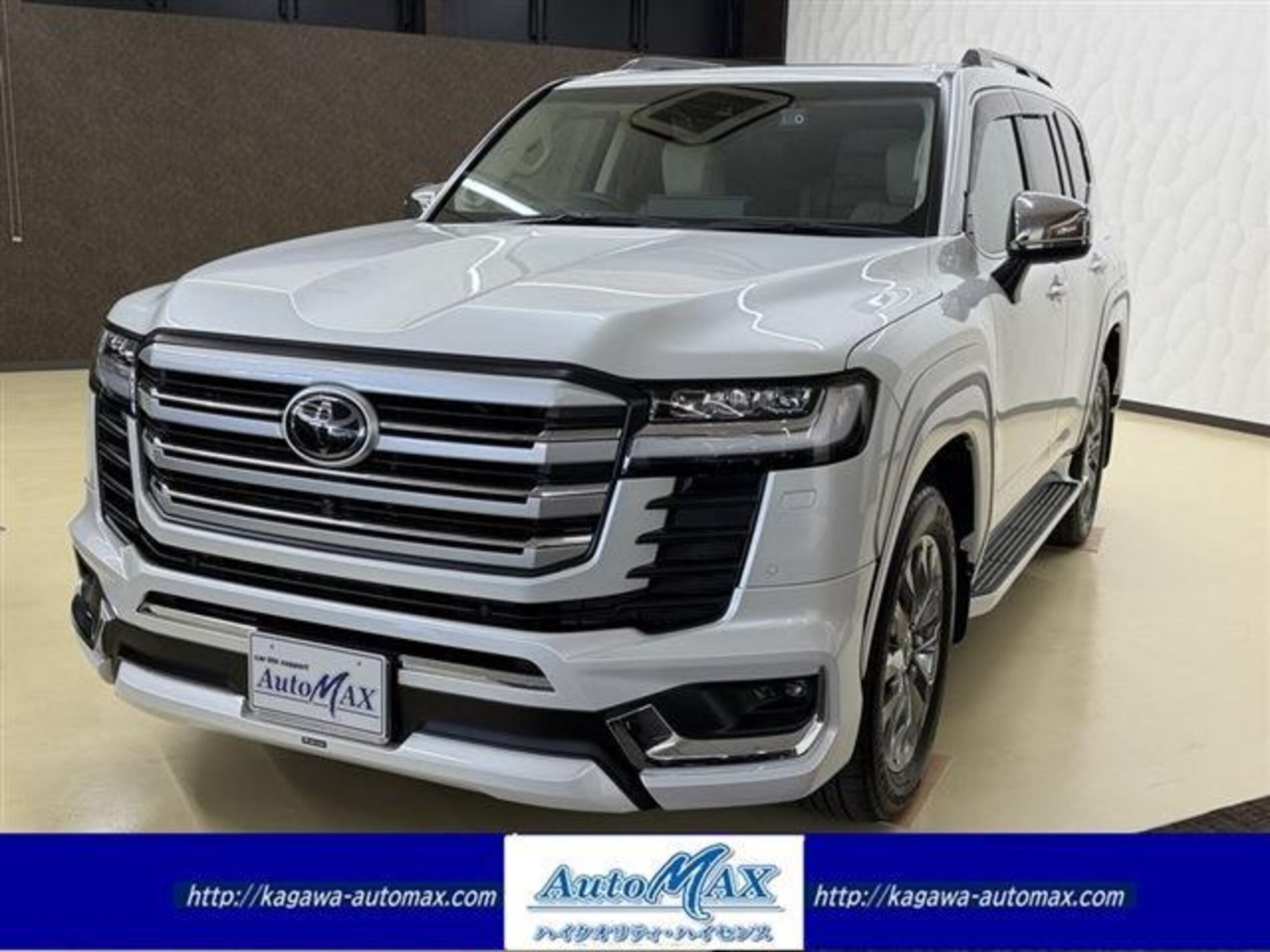 TOYOTA LAND CRUISER 300 - View 1