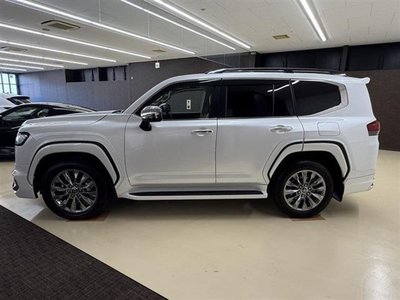 TOYOTA LAND CRUISER 300 - 8