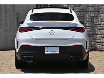 صورة 8 لـ 2025 Mercedes-BENZ GLC AMG