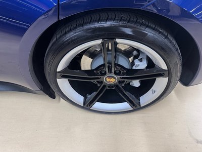 صورة 6 لـ 2023 Porsche TAYCAN