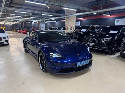 صورة مصغرة 19 لـ 2023 Porsche TAYCAN