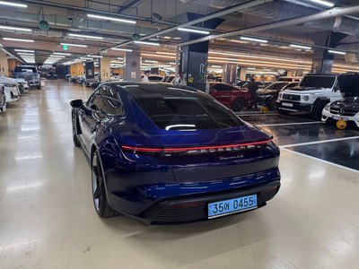 صورة مصغرة 20 لـ 2023 Porsche TAYCAN
