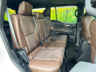 TOYOTA LAND CRUISER - 9