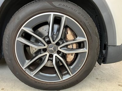 MERCEDES-BENZ GLB AMG - 10