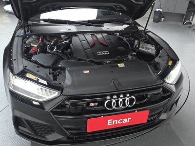 AUDI S7 - 7