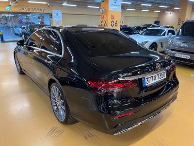 MERCEDES-BENZ E-CLASS - 7