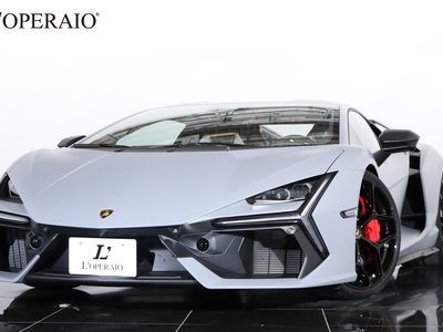 LAMBORGHINI REVUELTO