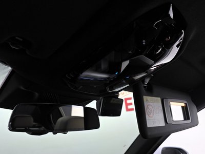 2025 BMW 5 SERIES — миниатюра 24