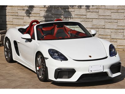 PORSCHE 718 SPYDER - 8