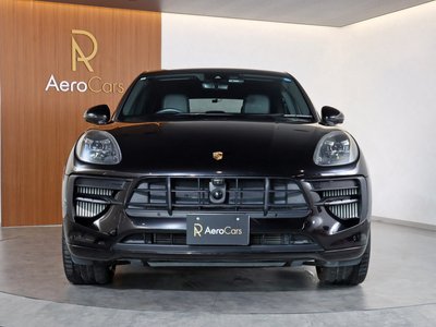 PORSCHE MACAN - 2