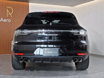 PORSCHE MACAN - 4