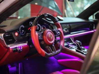 PORSCHE PANAMERA - 7