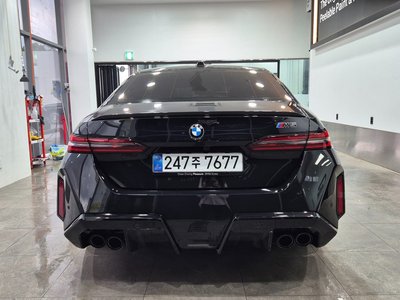 2025 BMW M5 photo 3
