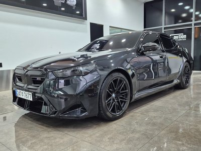 2025 BMW M5 缩略图 12