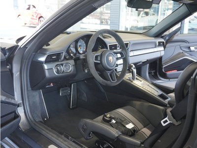 PORSCHE 911 - 9