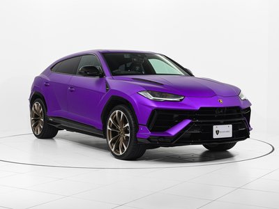 LAMBORGHINI URUS - 1
