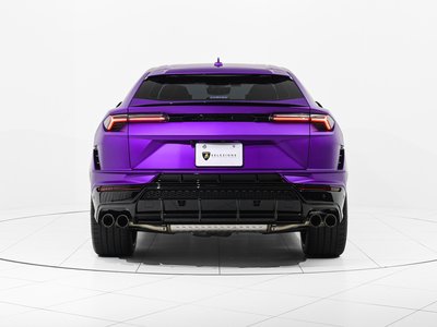 LAMBORGHINI URUS - 7