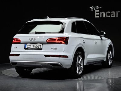 AUDI Q5 - 5