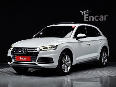 AUDI Q5 - 1