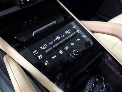 2025 Porsche CAYENNE — миниатюра 16