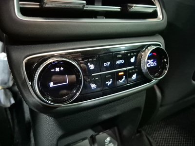 2020 Genesis GV80 — миниатюра 14