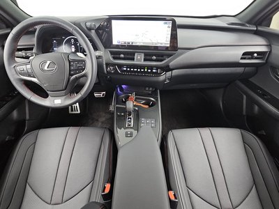 2026 LEXUS UX — фото 5