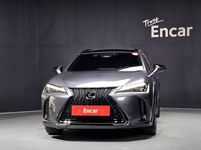 2026 LEXUS UX — фото 2