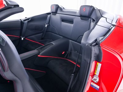 FERRARI ROMA SPIDER - 4