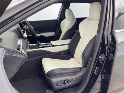 صورة مصغرة 28 لـ 2026 Lexus RX
