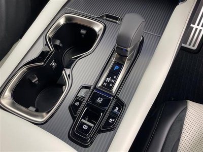 صورة مصغرة 19 لـ 2026 Lexus RX