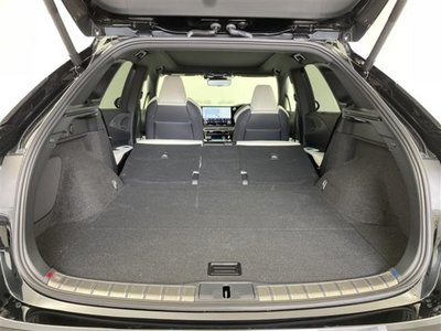 صورة مصغرة 33 لـ 2026 Lexus RX