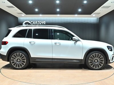 MERCEDES-BENZ GLB - 10