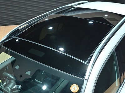 MERCEDES-BENZ GLB - 2