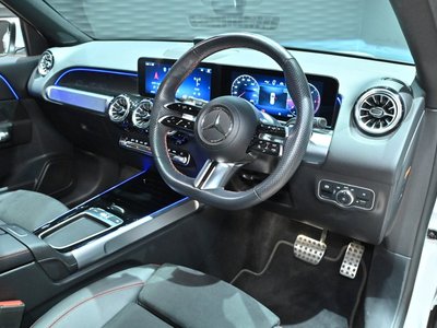 MERCEDES-BENZ GLB - 4