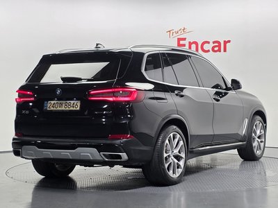 صورة 4 لـ 2021 BMW X5