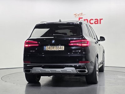صورة 3 لـ 2021 BMW X5