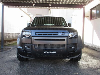 LAND ROVER DEFENDER - 2