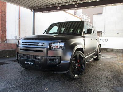 LAND ROVER DEFENDER - 1