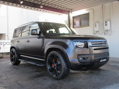 LAND ROVER DEFENDER - 3