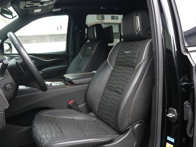 CADILLAC ESCALADE - 4