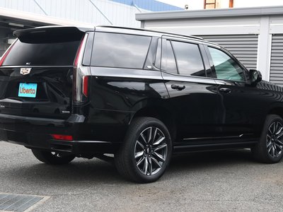 CADILLAC ESCALADE - 2