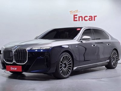 BMW 7 SERIES - 1