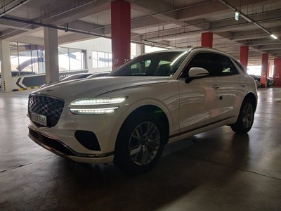 2025 Genesis GV70 照片 2