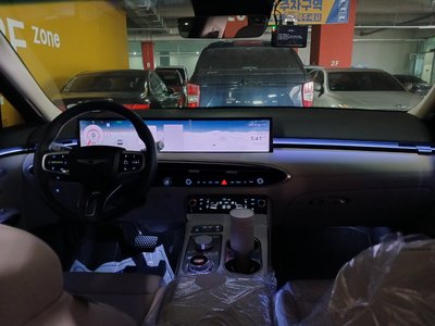 صورة مصغرة 11 لـ 2025 Genesis GV70