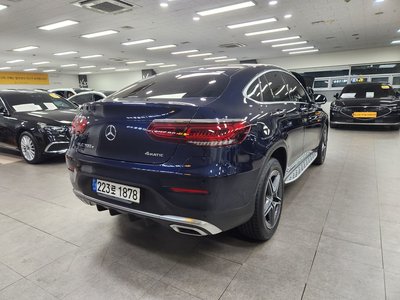 MERCEDES-BENZ GLC - 4