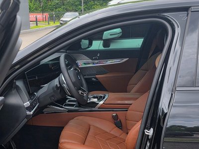 2025 BMW 7 SERIES — фото 4