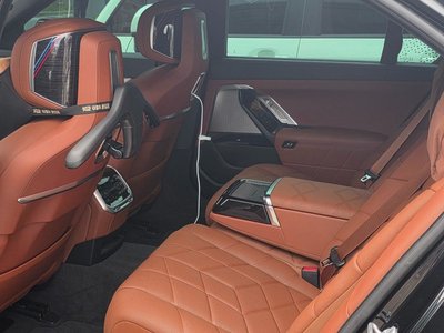 2025 BMW 7 SERIES — фото 5