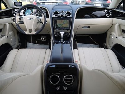 BENTLEY FLYING SPUR - 4