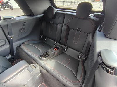 صورة مصغرة 39 لـ 2025 MINI COOPER CONVERTIBLE