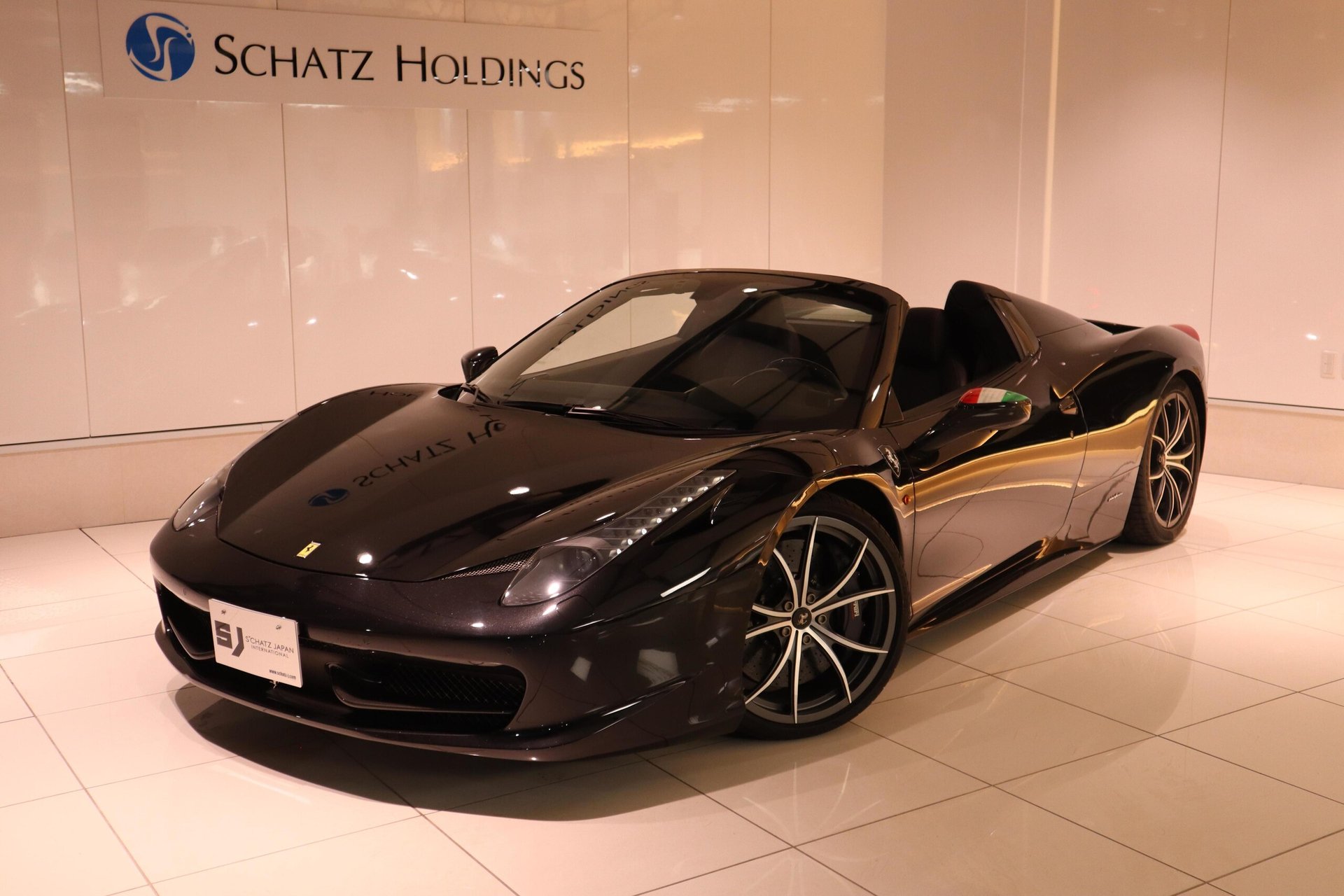 FERRARI 458 SPIDER - View 1